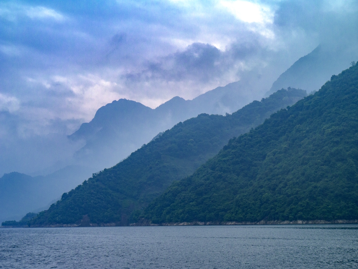 清江画廊800里清江美如画,清江画廊到底有多美