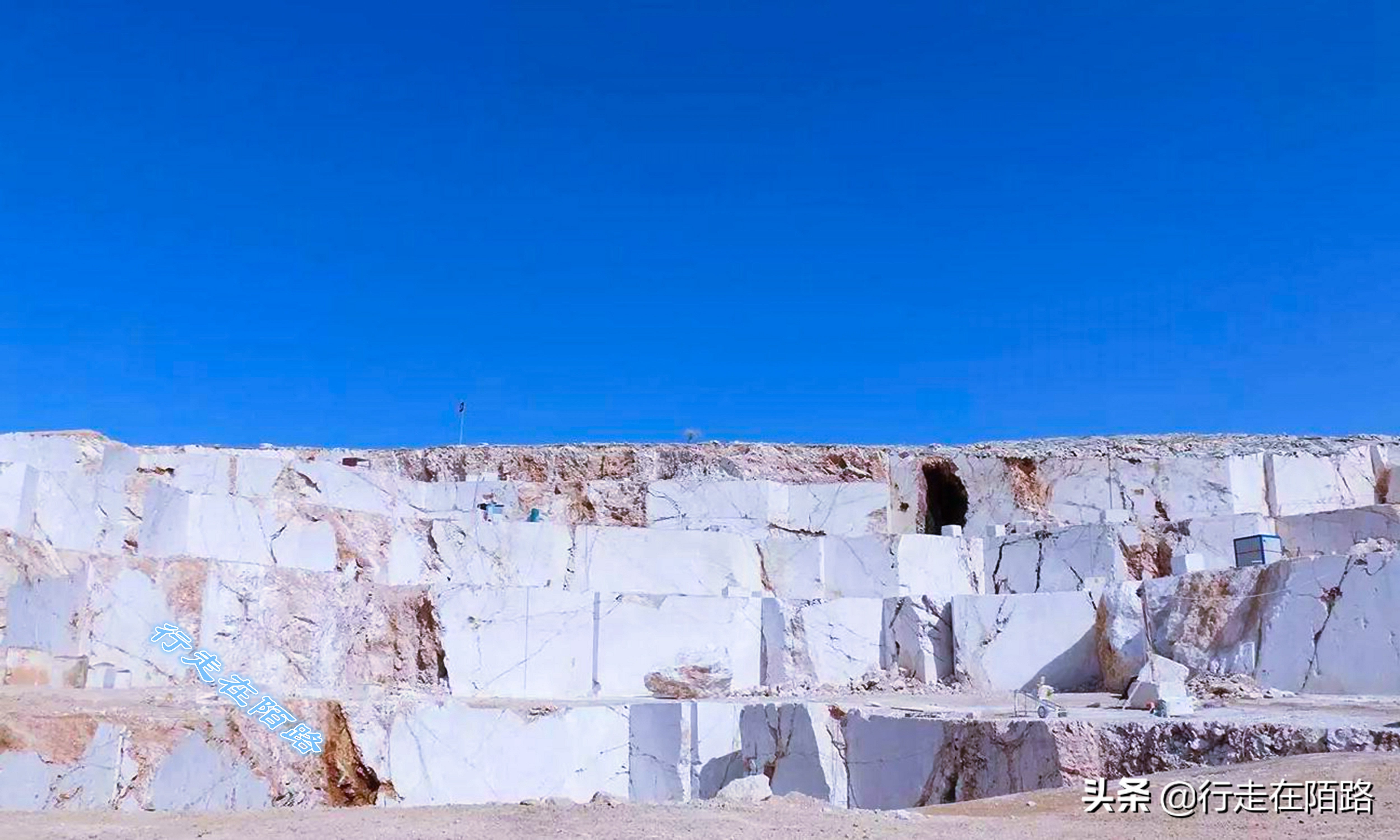 阿富汗地震之后被毁的家园,阿什哈巴德地震