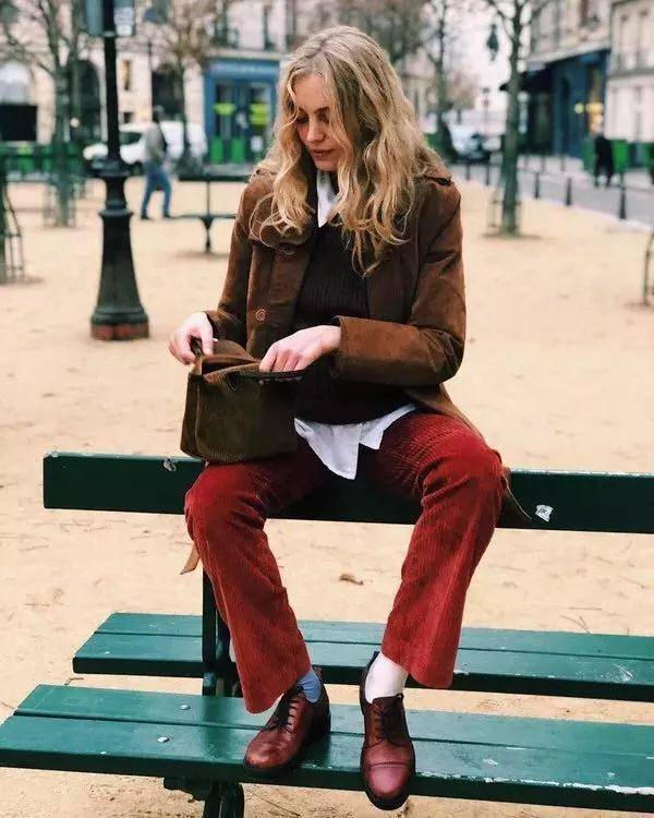 好看又好穿的女人,法国女人穿什么好看又漂亮