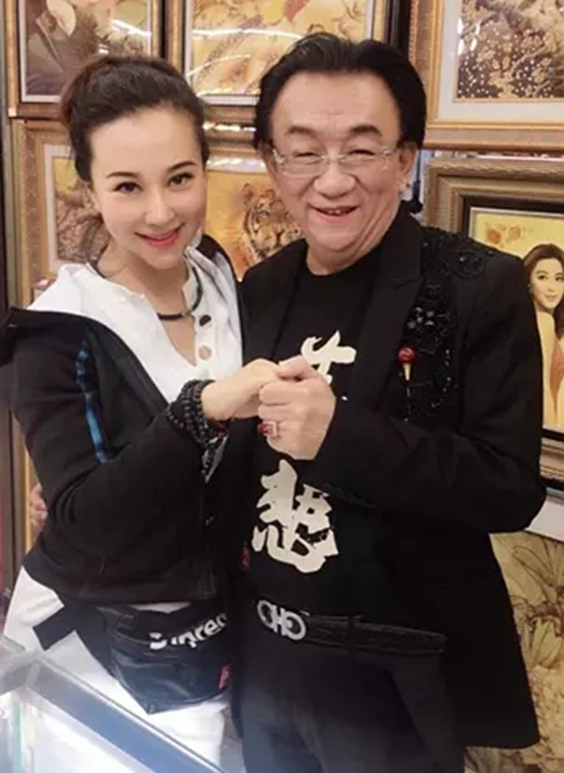 侯耀华为何突然上了热搜？海外奢侈品代购造假，让他无辜躺枪