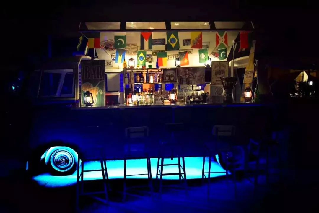 不靠娱乐设施、不接待散客、不主动宣传，这个庄园依然被引爆