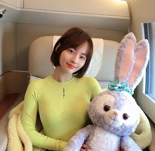 张嘉倪推荐的高端精华液,张嘉倪最好用的水