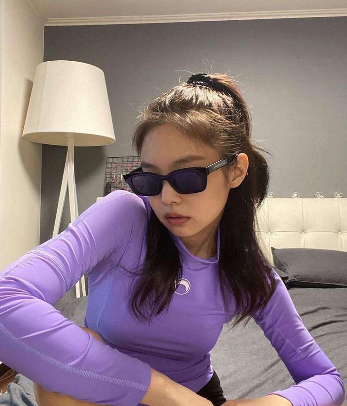 lisa粉墨回归预告,粉墨金智秀lisa