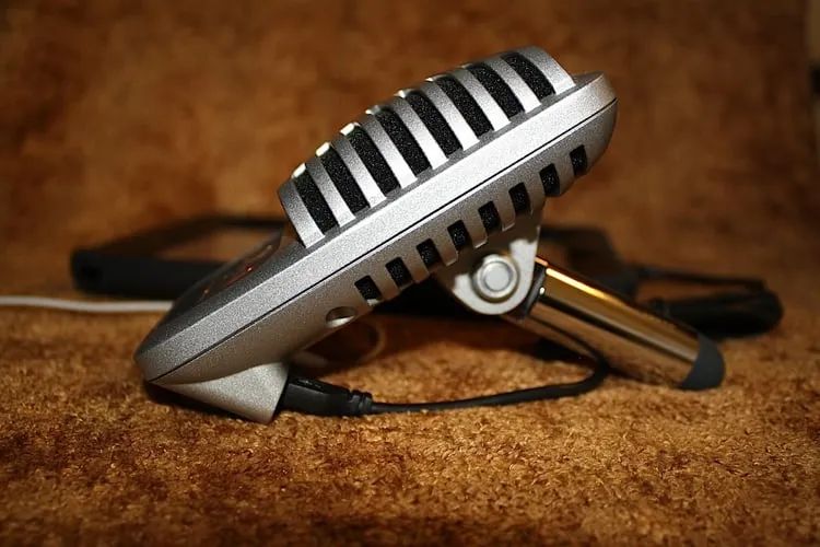 舒尔哪款麦克风直播效果最好,舒尔麦克风横评