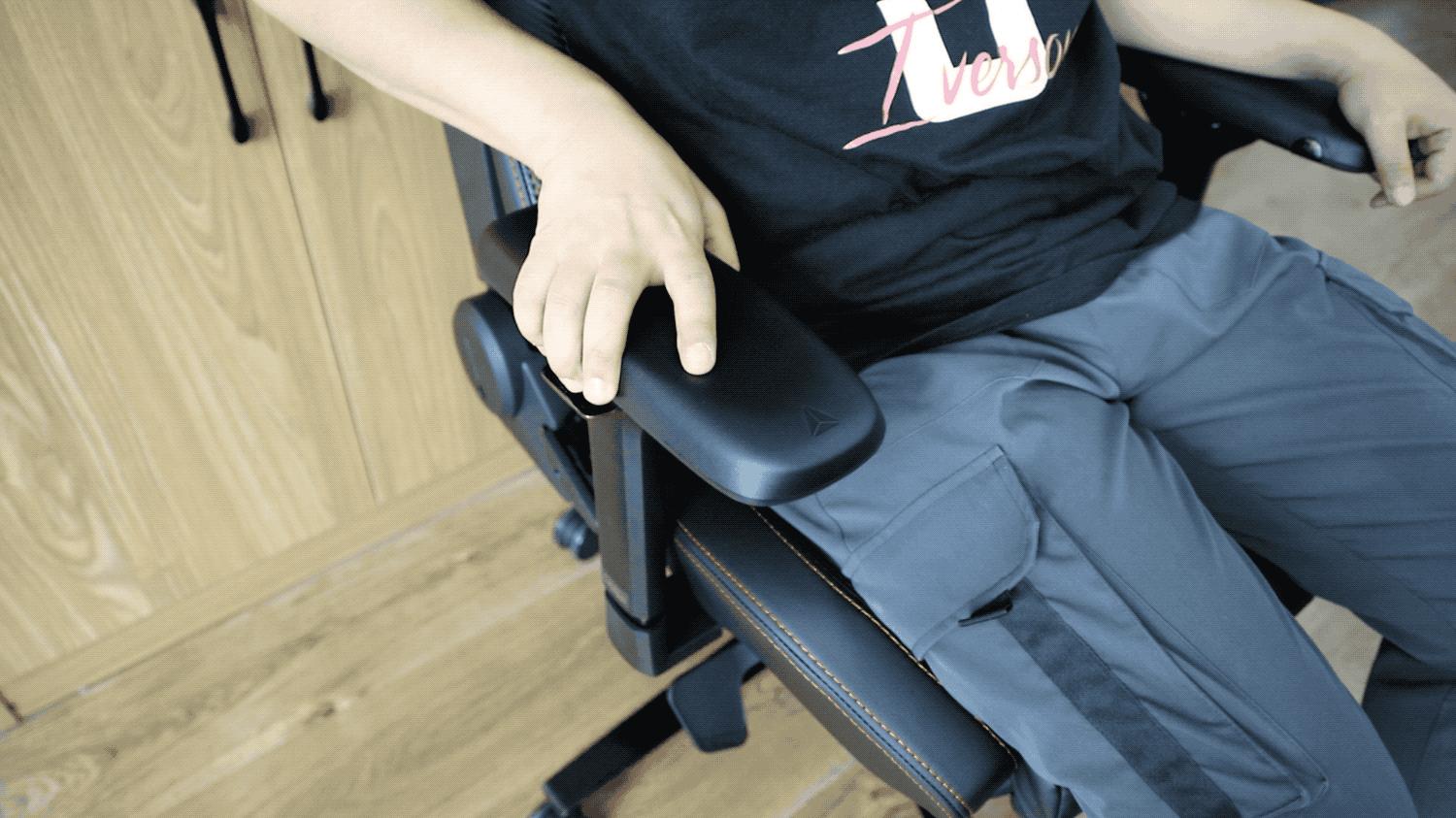 secretlab电竞椅怎么买,不玩游戏要不要买电竞屏