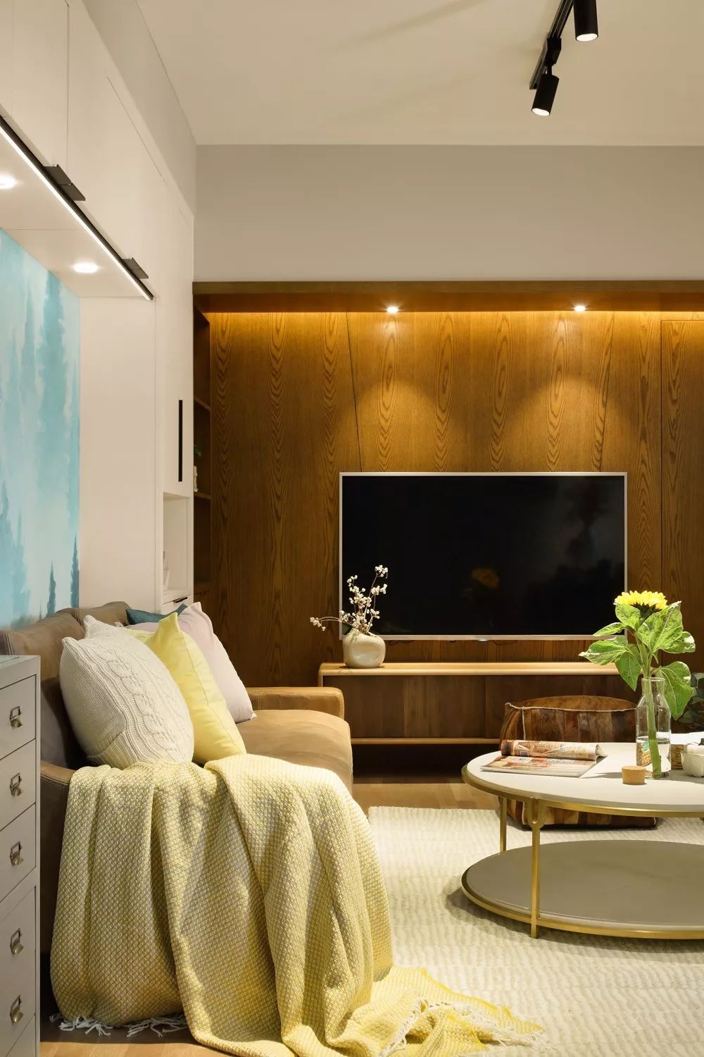 木饰面的背景墙温润的质感,木饰面做背景墙环保耐用吗