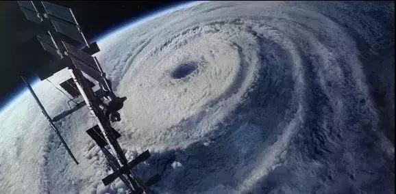 鎵嬫満瀹氫綅鏌ヨ鍔熻兘,涓や釜鎵嬫満濡備綍瀹氫綅