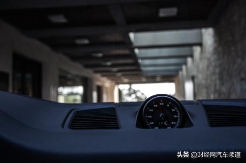 保时捷cayennes,保时捷新出的cayennee-hybrid2.0t试驾