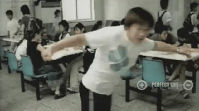 15年前的耐克广告又火了，简直吊打国内*脑洗**广告