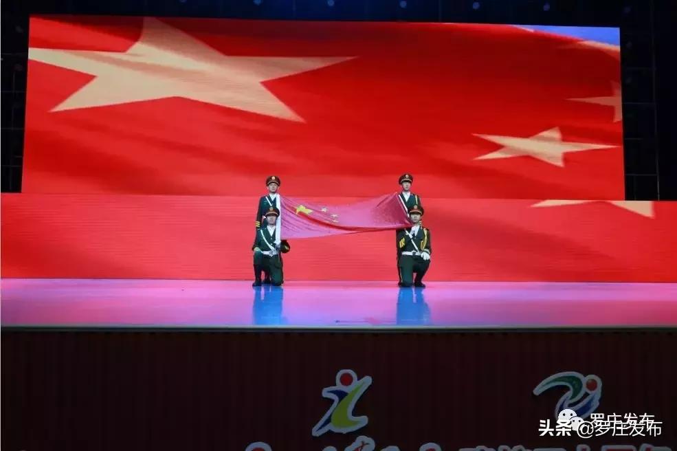 罗庄这个学校厉害了!!!看完好想去上学......