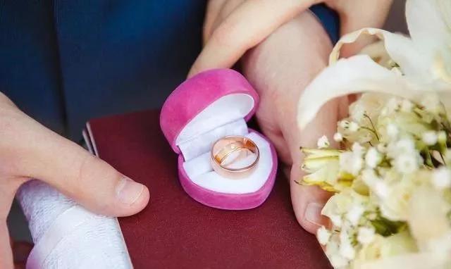 2020年平均结婚年龄,最新婚姻法规定结婚年龄是多大