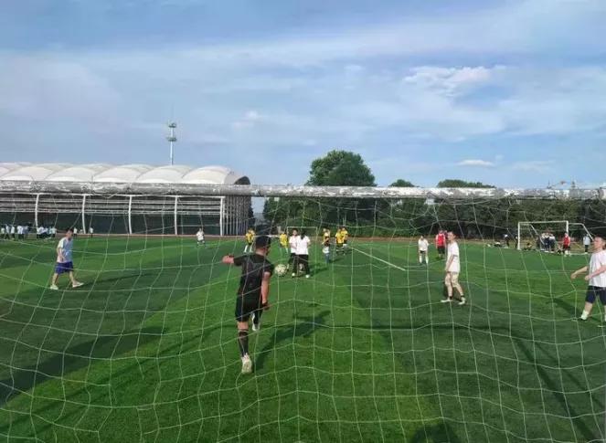 省体育局、省教育厅深化体教融合:学生每天校内外体育活动各1小时