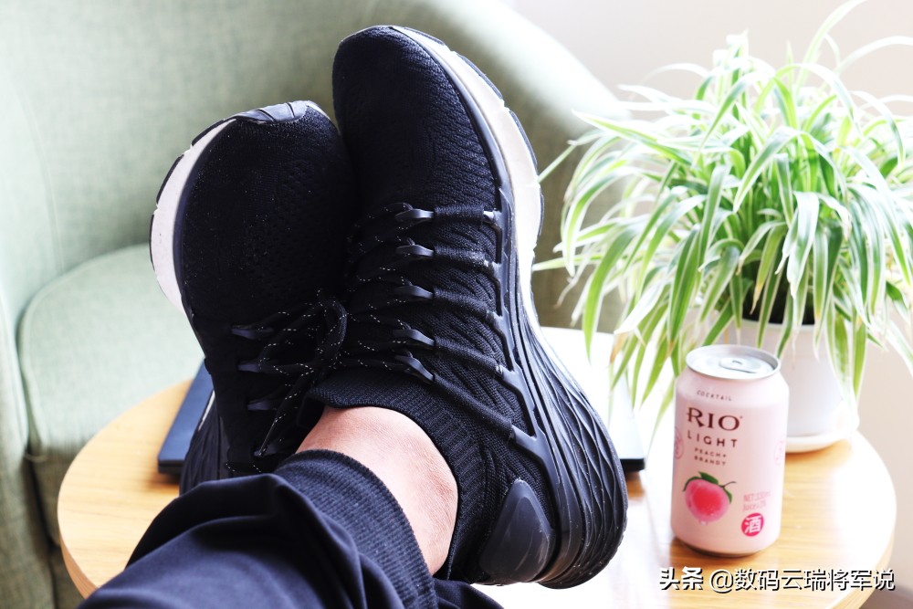 耐克阿迪鞋舒适感,舒适感好不累脚的鞋