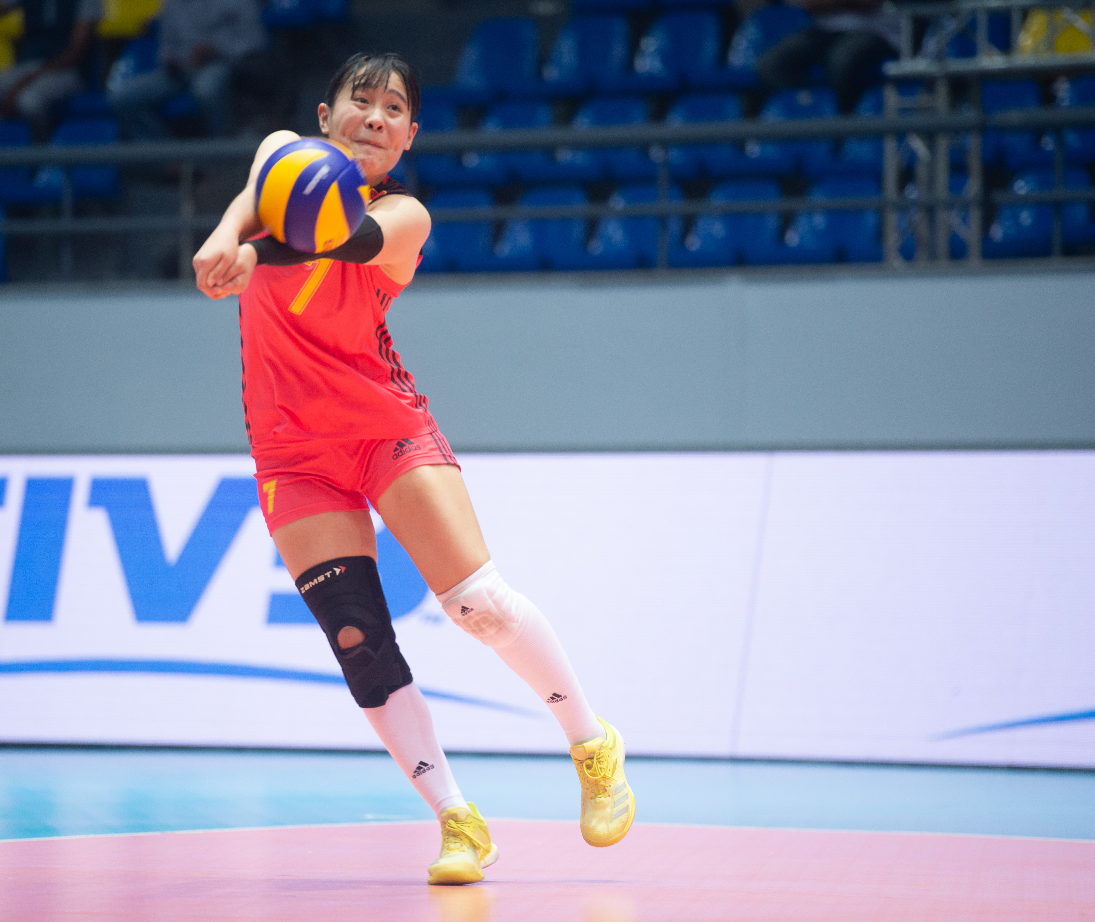 中国女排u21对巴西回放完整视频,中国u21女排3:2巴西个人得分