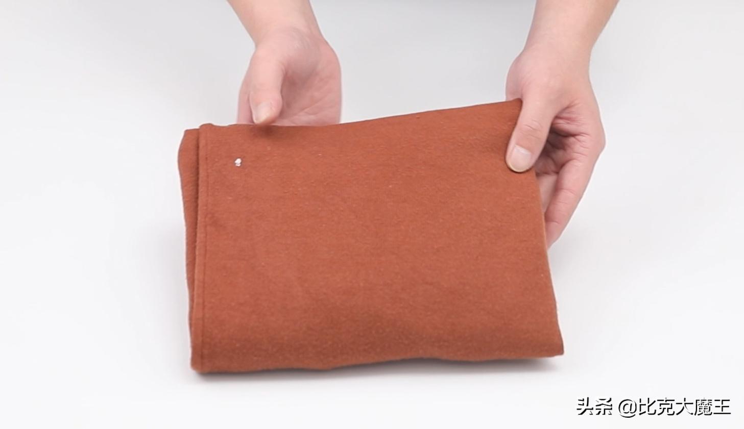 厚衣服怎么叠比较省空间,怎么叠厚衣服省空间行李箱