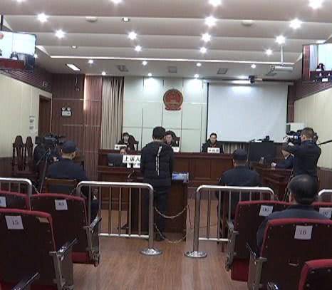 男子帮朋友抢票收到红包尝到甜头之后竟以此为业挣几十万