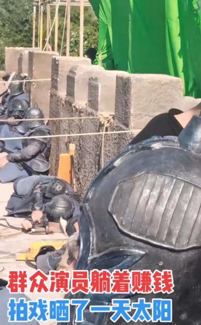 横店群演拜王宝强和赵丽颖,横店群演以王宝强激励自己