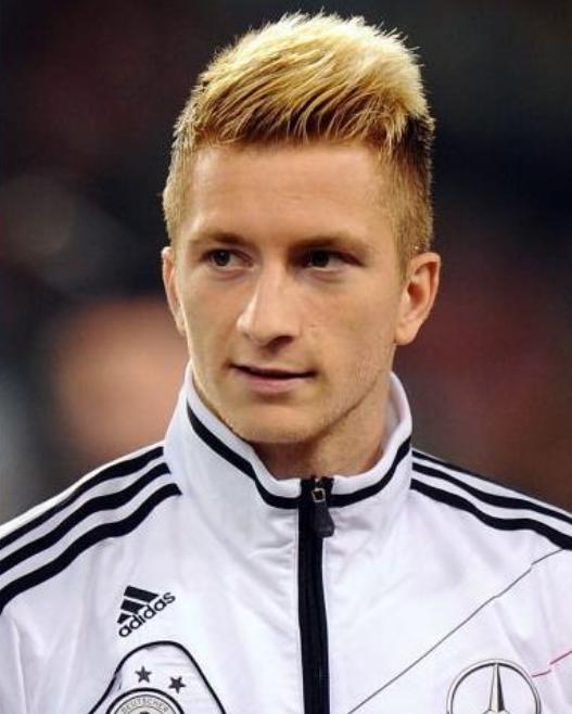 长相最帅的足坛11人阵容,不谈舞技只谈颜值最帅5人组