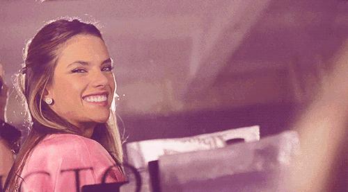 日本美容大师佐伯千津去眼袋,日本美容教母佐伯千津