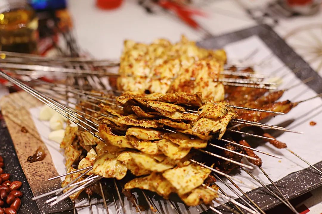 很久以前羊肉串烧烤工艺,羊肉串源自于哪里