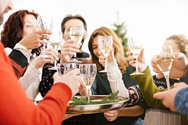 大一英语自我介绍模板,自我介绍ppt英语模板