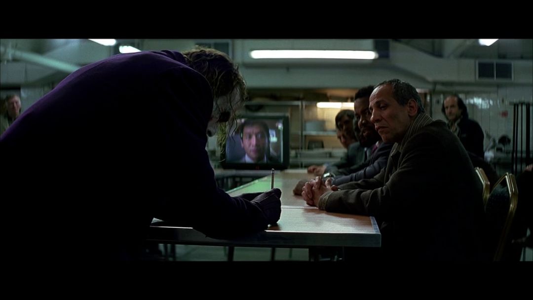 希斯莱杰小丑为何如此的认真,希斯莱杰为什么是最巅峰的小丑