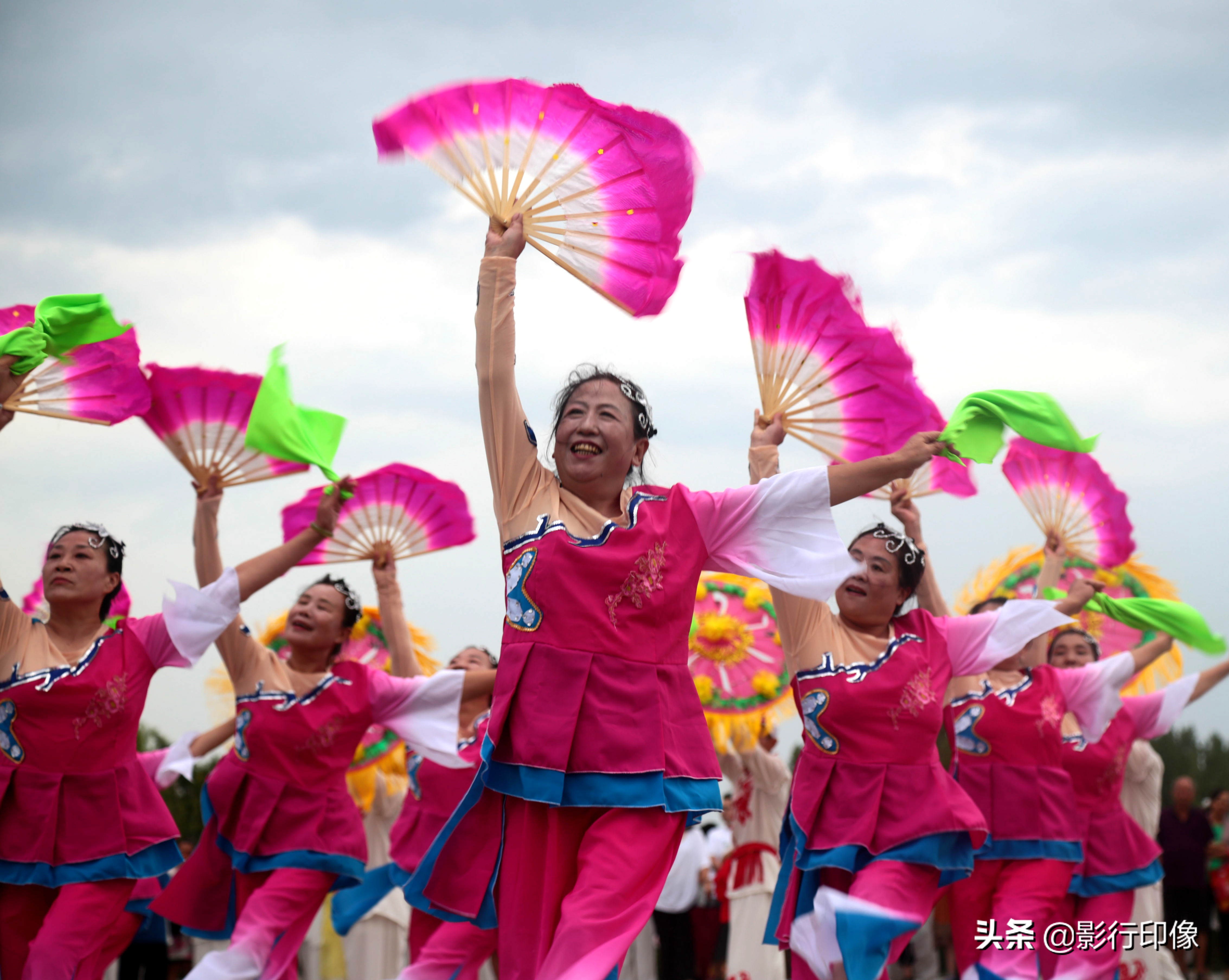 临汾市2020年全民健身启动仪式在在九州广场举行