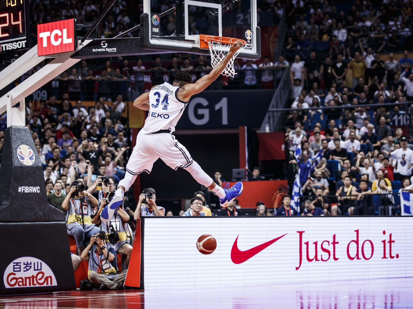 「希腊队」功成名就的战神杀手，与续写“希腊神话”的字母怪兽