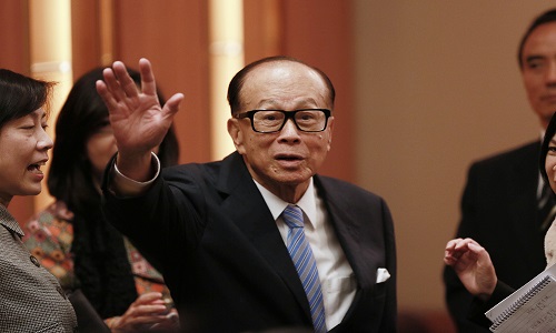 李泽钜谈李嘉诚,李嘉诚还在投资房地产吗