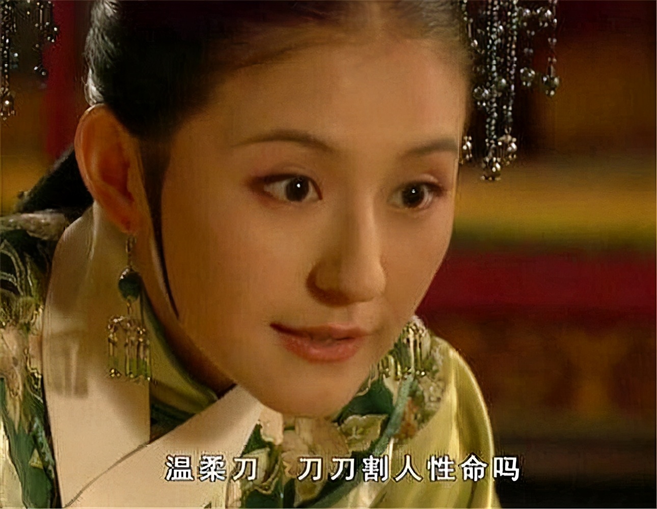 甄嬛传舒太妃得知甄嬛怀孕,太妃告诉果郡王甄嬛要回宫了