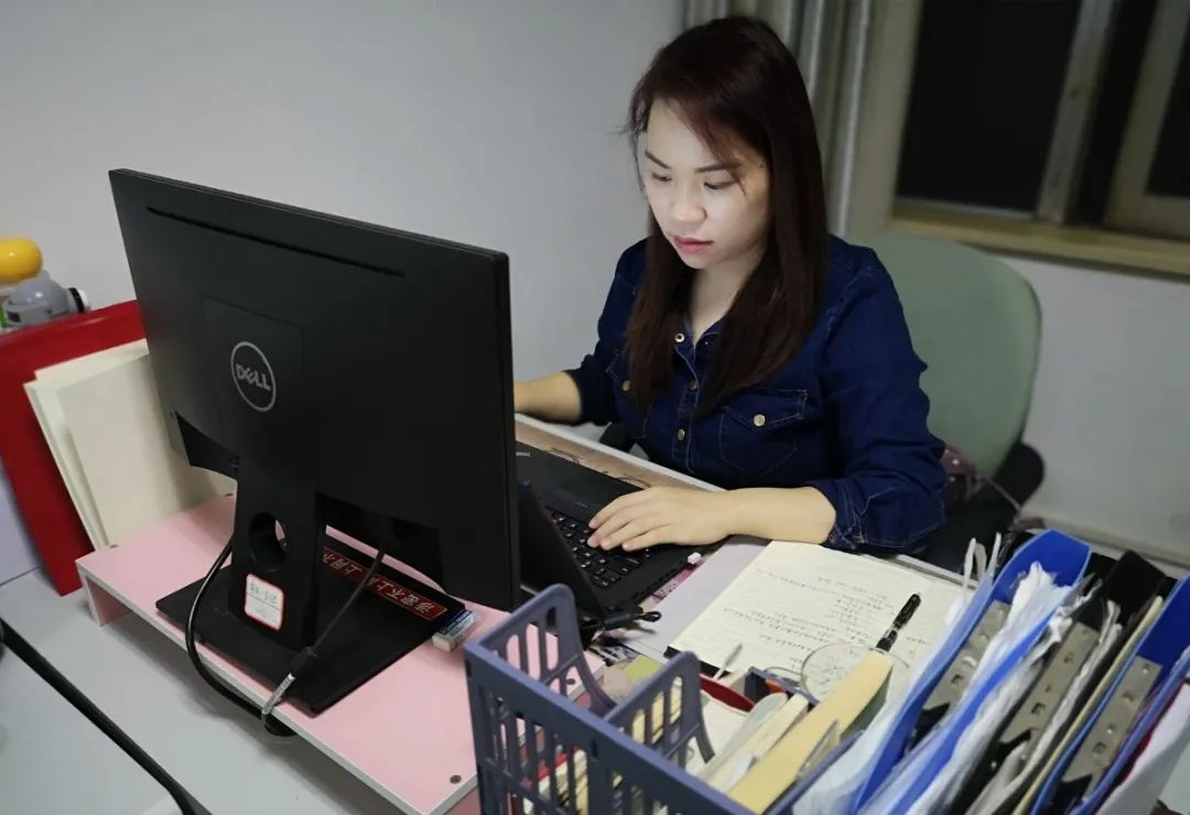 今天,我们把头条留给自己!