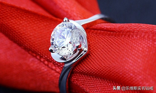 铂金钻戒怎么样？影响铂金钻戒价格的原因有哪些？