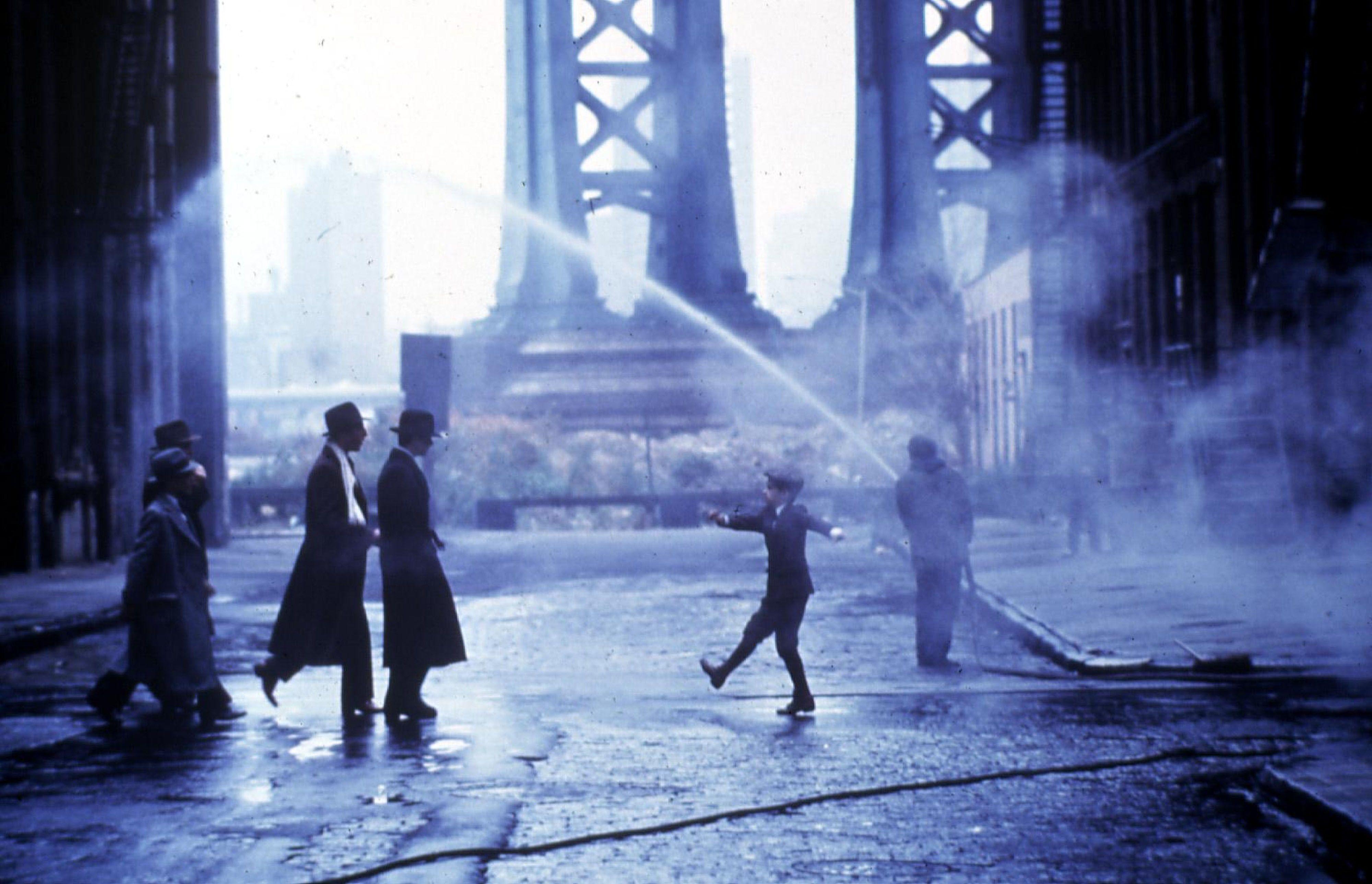 原片长10小时的电影剪成了4小时，但还是好长！看完了谈谈感想