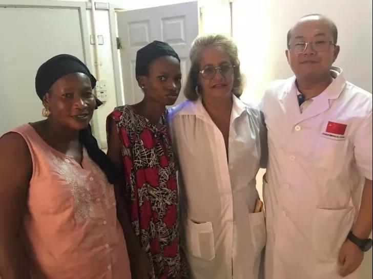 去国三万里问病一网间——中国（辽宁）援冈比亚医疗队开展远程会诊