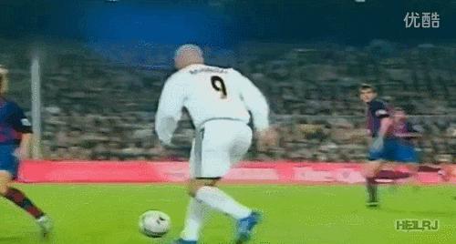 巴西足球天才巨星视频,巴西足球巨星小罗图片