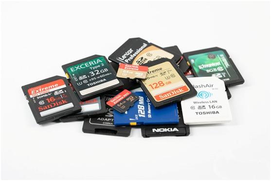 sd卡32g为什么只有14g可用,128g的sd卡实际容量是多少