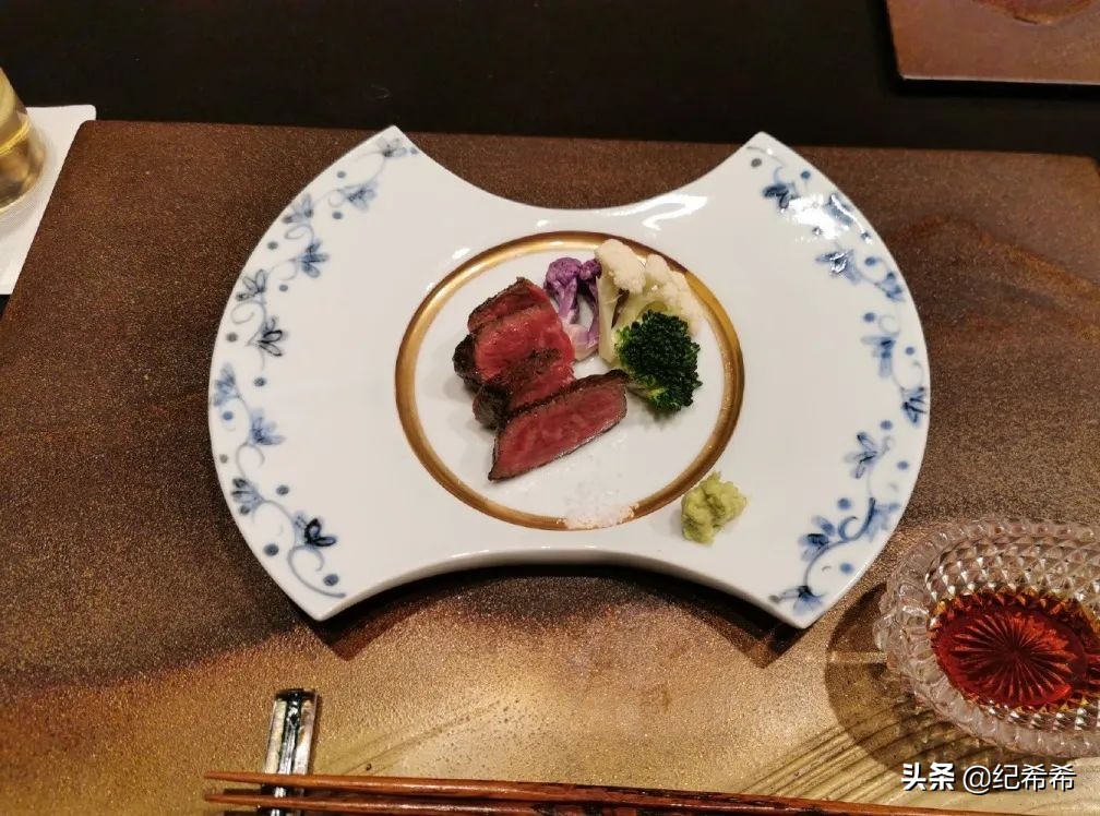 小巷子里藏着最好吃的美食,东京美食街游玩攻略