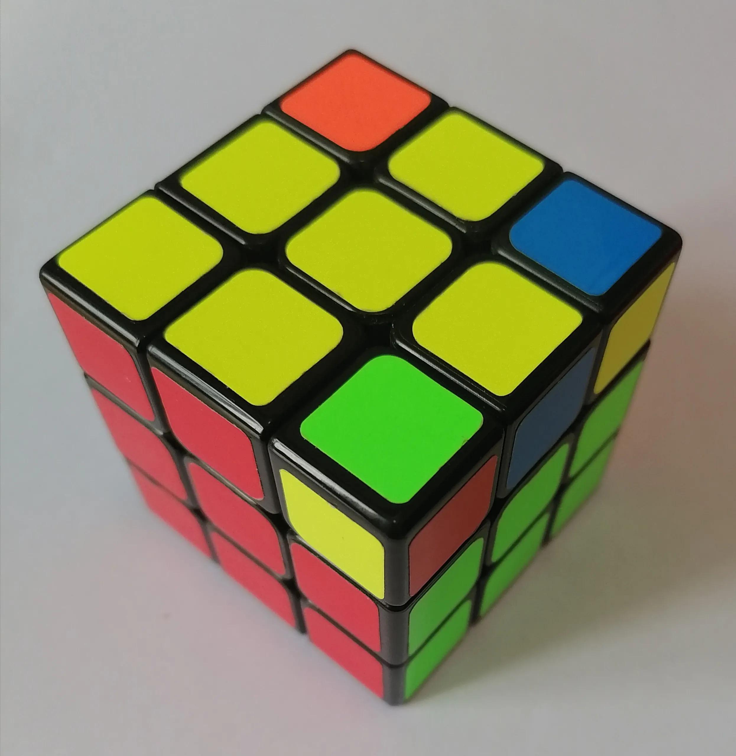 三阶魔方第一层复原最详细步骤,立方体魔方还原方法最简单