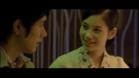 她是「挪威的森林」里的小绿，也是日本顶级女模，却不是日本人