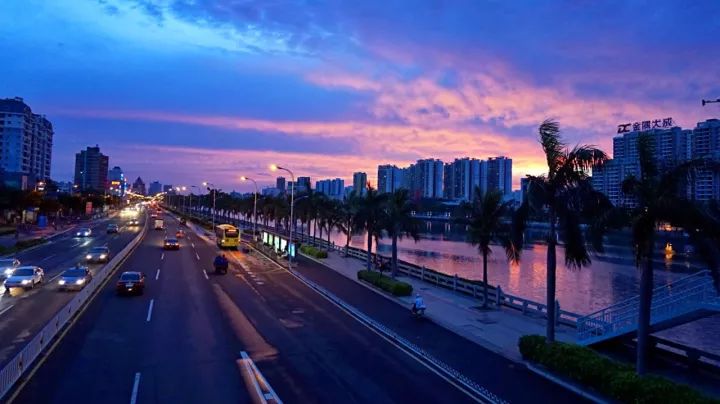 工资4000每个月还贷4000,工资4000每月还贷3000压力大吗