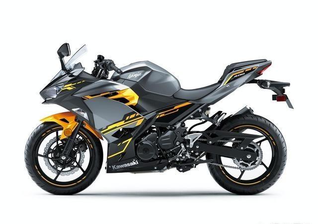 川崎ninja400对比650哪个好,川崎ninja400和川崎650对比