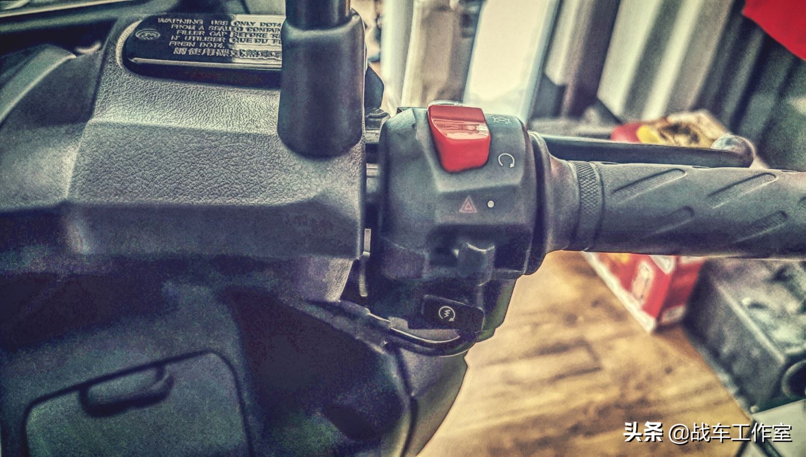 宏佳腾3d-350r用的什么发动机,宏佳腾350r倒三轮摩托车评测