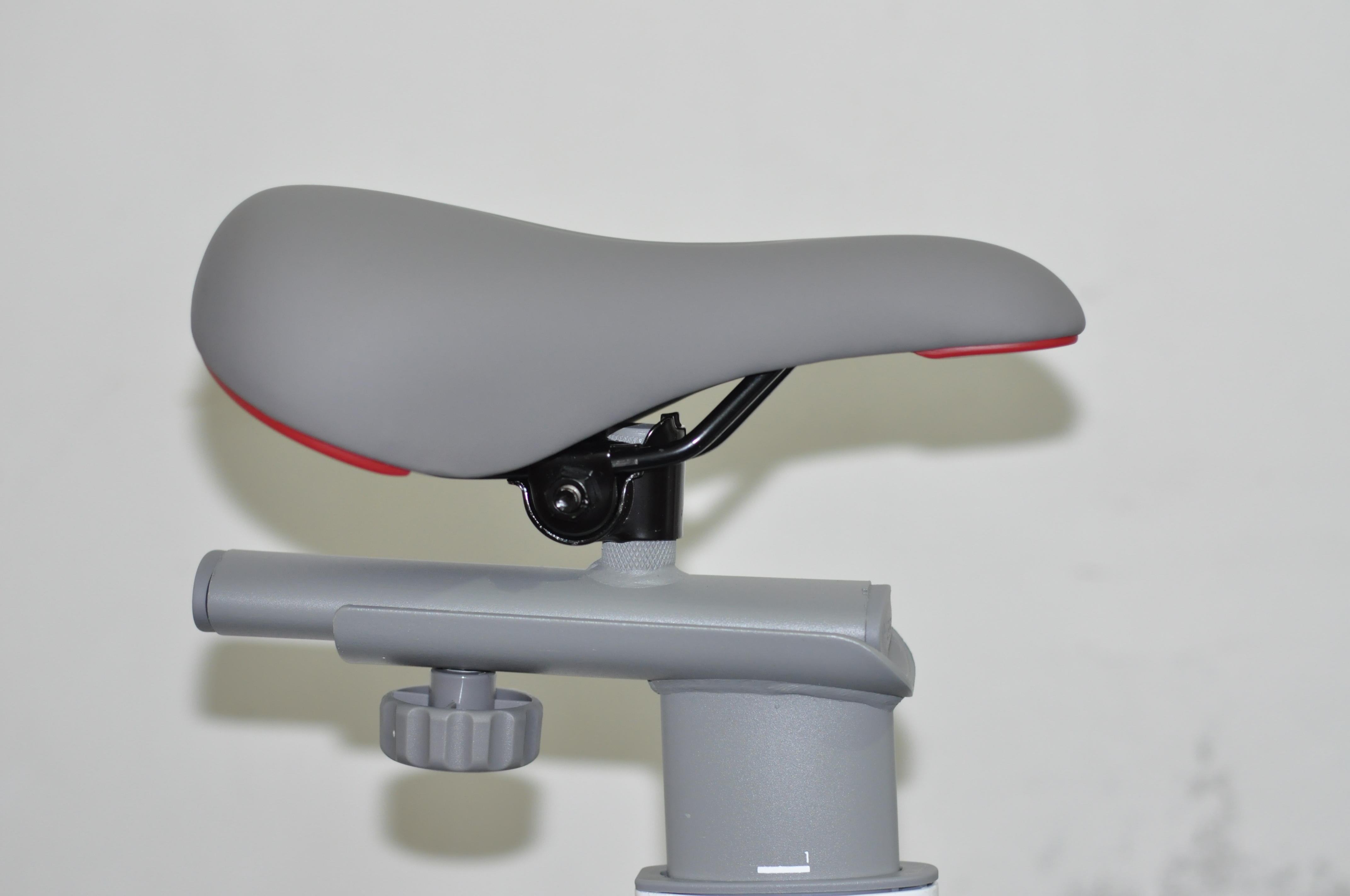 野小兽动感单车新手入门教程,野小兽s1动感单车体验