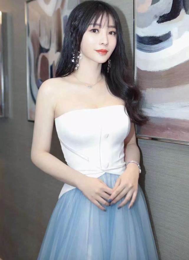 39岁柳岩自曝单身三年无人追,柳岩自曝迫切想谈恋爱