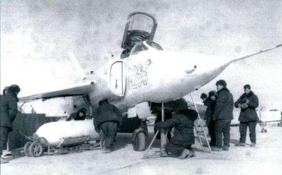 80年代“蜜月期”中国引进的西方*器武**|5