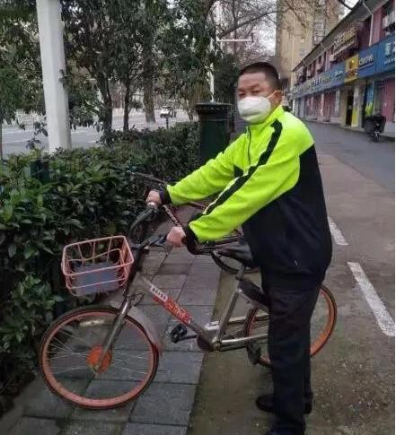 疫情之下坚守岗位的物业人,疫情之下坚守的物业人