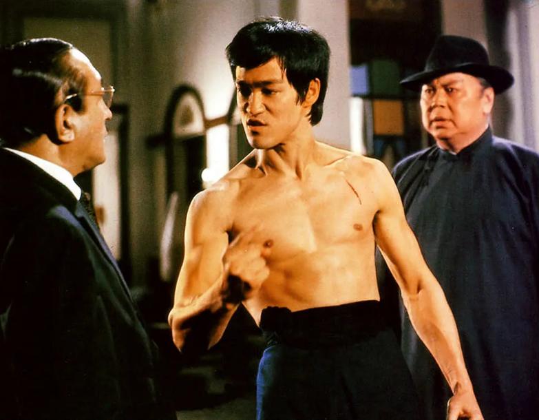 香港为何被称为东方好莱坞,香港为什么是东方最璀璨的明珠