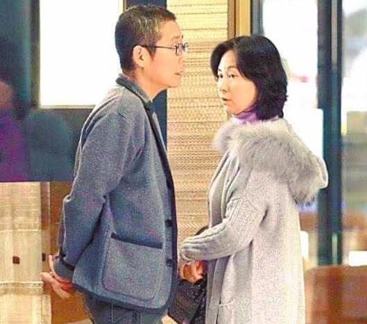 何超琼的传奇人生,何超琼的智慧与超凡的能力