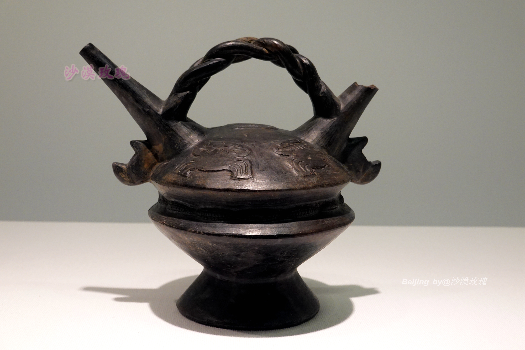 这个民族打造了古代秘鲁最精美的黄金头饰，比印加帝国早500年