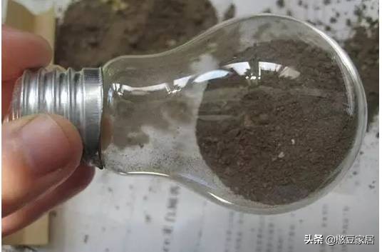 比Angelababy开眼角还可怕的事情，这里的垃圾堆成山，恶臭漫天！